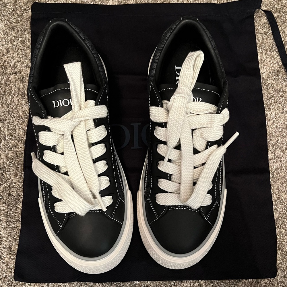 Dior sneakers